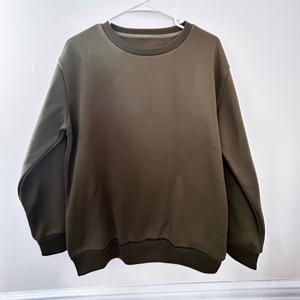 Plain Forest Green Sweatshirt 🦌
